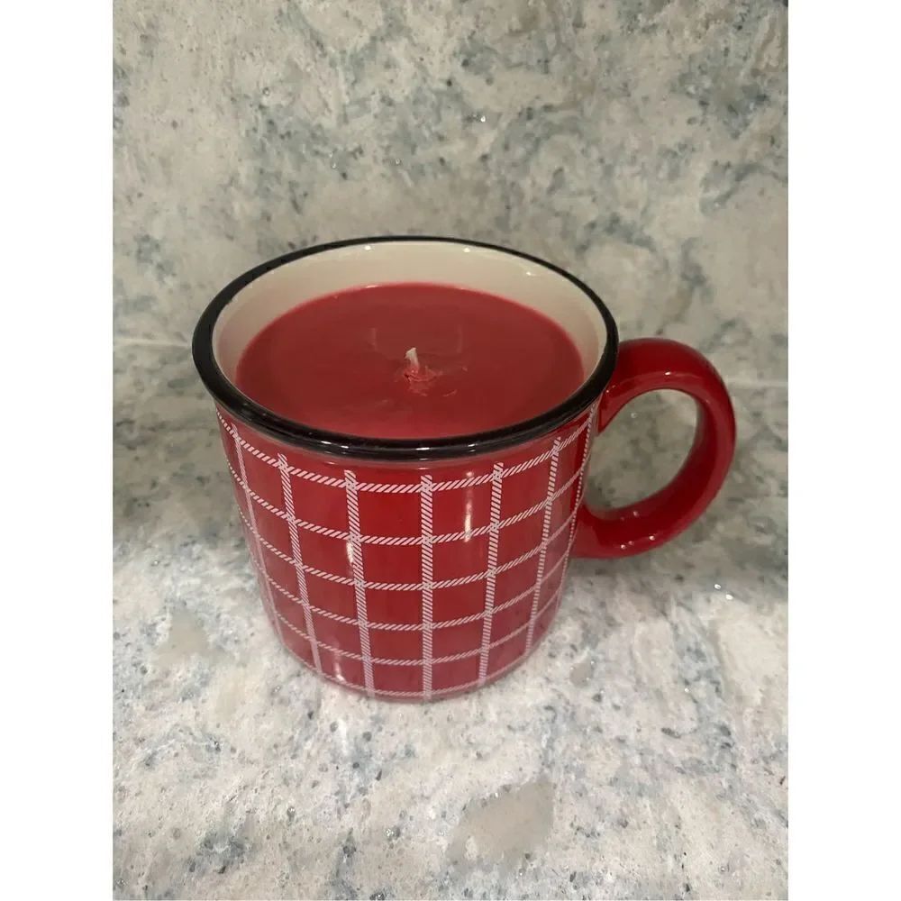 Cran-Apple Red Plaid Hallmark Mug Candle - Picture 3 of 6